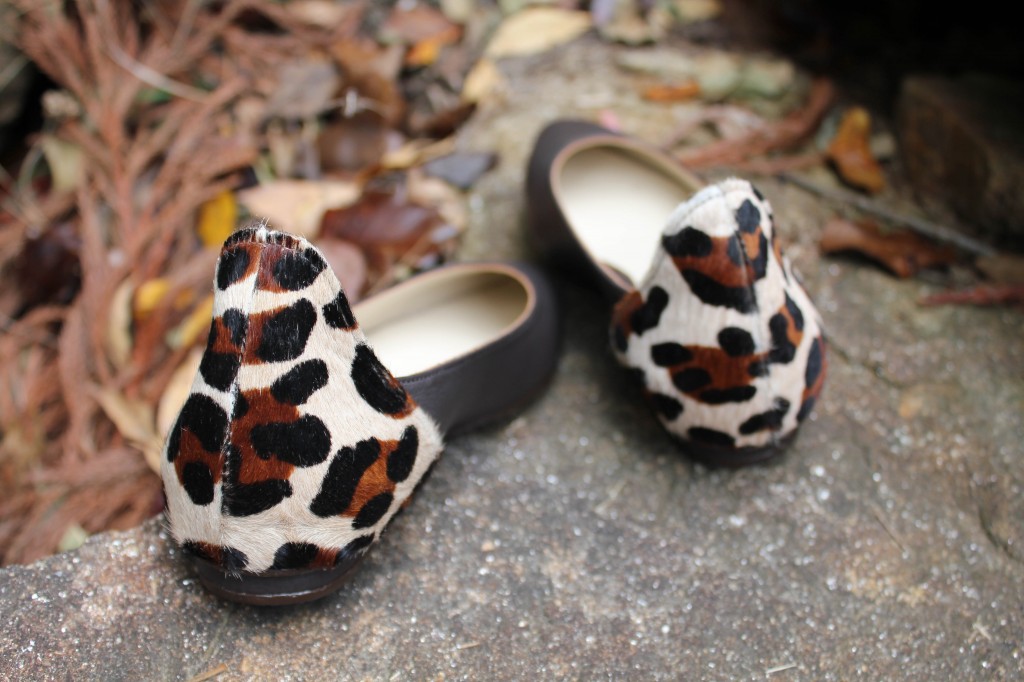 julie bee flats eco friendly robin fisher eco beautiful weddings eco friendly weddings winter spring 2013